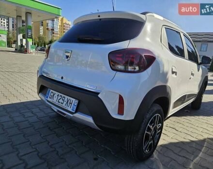 Белый Дачия Spring, объемом двигателя 0 л и пробегом 32 тыс. км за 9800 $, фото 17 на Automoto.ua