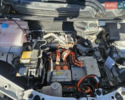 Белый Дачия Spring, объемом двигателя 0 л и пробегом 32 тыс. км за 9800 $, фото 28 на Automoto.ua