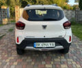 Білий Дачія Spring, об'ємом двигуна 0 л та пробігом 20 тис. км за 9777 $, фото 11 на Automoto.ua