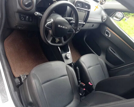 Белый Дачия Spring, объемом двигателя 0 л и пробегом 14 тыс. км за 9500 $, фото 7 на Automoto.ua