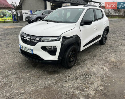 Белый Дачия Spring, объемом двигателя 0 л и пробегом 38 тыс. км за 6900 $, фото 2 на Automoto.ua