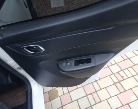 Белый Дачия Spring, объемом двигателя 0 л и пробегом 14 тыс. км за 9500 $, фото 6 на Automoto.ua