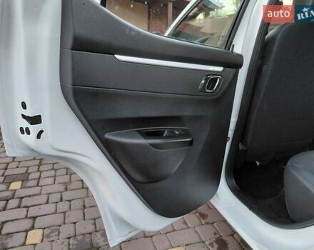 Білий Дачія Spring, об'ємом двигуна 0 л та пробігом 40 тис. км за 9450 $, фото 24 на Automoto.ua