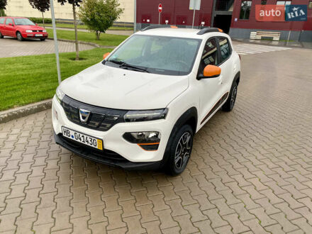 Белый Дачия Spring, объемом двигателя 0 л и пробегом 39 тыс. км за 9800 $, фото 1 на Automoto.ua