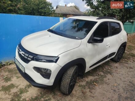 Белый Дачия Spring, объемом двигателя 0 л и пробегом 10 тыс. км за 12500 $, фото 1 на Automoto.ua