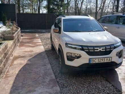 Белый Дачия Spring, объемом двигателя 0 л и пробегом 17 тыс. км за 10999 $, фото 1 на Automoto.ua