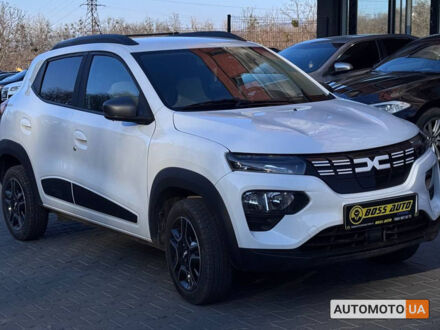 Дачія Spring 2023 у Чернівцях на Automoto.ua Білий Дачія Spring, об'ємом двигуна 33 л та пробігом 13 тис. км за 16500 $, фото 1 на Automoto.ua