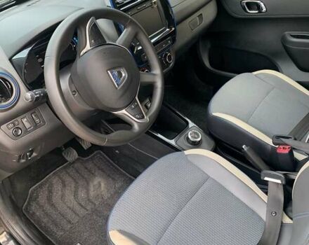 Черный Дачия Spring, объемом двигателя 0 л и пробегом 47 тыс. км за 9300 $, фото 8 на Automoto.ua