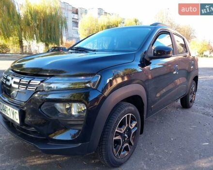 Черный Дачия Spring, объемом двигателя 0 л и пробегом 33 тыс. км за 11700 $, фото 4 на Automoto.ua