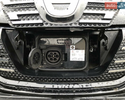 Черный Дачия Spring, объемом двигателя 0 л и пробегом 57 тыс. км за 8499 $, фото 22 на Automoto.ua