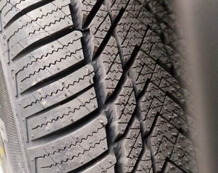 Черный Дачия Spring, объемом двигателя 0 л и пробегом 33 тыс. км за 11700 $, фото 28 на Automoto.ua