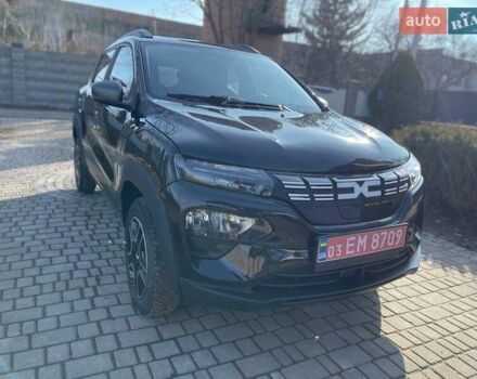 Черный Дачия Spring, объемом двигателя 0 л и пробегом 5 тыс. км за 12700 $, фото 1 на Automoto.ua