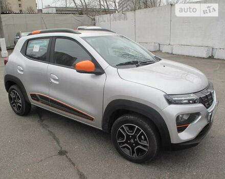 Сірий Дачія Spring, об'ємом двигуна 0 л та пробігом 5 тис. км за 13500 $, фото 8 на Automoto.ua