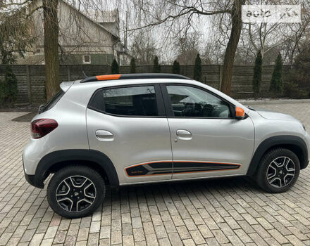 Серый Дачия Spring, объемом двигателя 0 л и пробегом 9 тыс. км за 15300 $, фото 6 на Automoto.ua