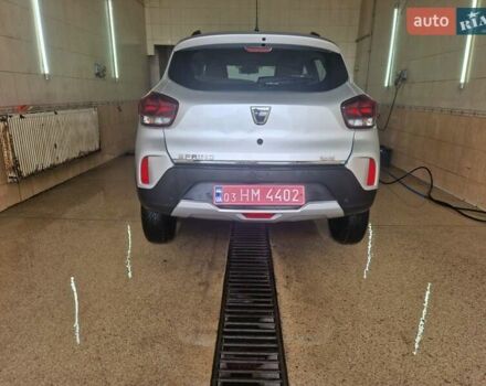 Серый Дачия Spring, объемом двигателя 0 л и пробегом 28 тыс. км за 9000 $, фото 4 на Automoto.ua