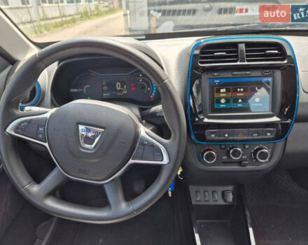Серый Дачия Spring, объемом двигателя 0 л и пробегом 10 тыс. км за 8500 $, фото 7 на Automoto.ua