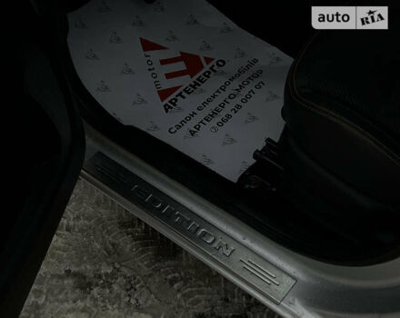 Сірий Дачія Spring, об'ємом двигуна 0 л та пробігом 9 тис. км за 15500 $, фото 4 на Automoto.ua