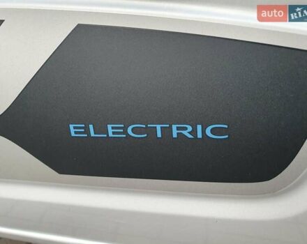 Сірий Дачія Spring, об'ємом двигуна 0 л та пробігом 14 тис. км за 8999 $, фото 29 на Automoto.ua