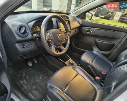 Сірий Дачія Spring, об'ємом двигуна 0 л та пробігом 12 тис. км за 7777 $, фото 5 на Automoto.ua