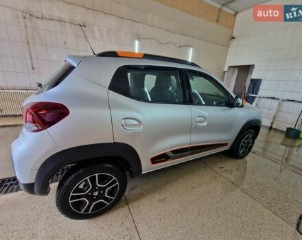Серый Дачия Spring, объемом двигателя 0 л и пробегом 28 тыс. км за 9000 $, фото 6 на Automoto.ua