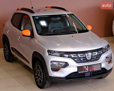 Серый Дачия Spring, объемом двигателя 0 л и пробегом 22 тыс. км за 8900 $, фото 3 на Automoto.ua