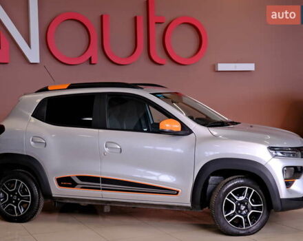 Серый Дачия Spring, объемом двигателя 0 л и пробегом 22 тыс. км за 8900 $, фото 7 на Automoto.ua