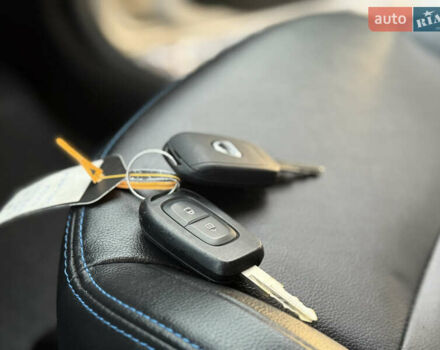 Сірий Дачія Spring, об'ємом двигуна 0 л та пробігом 15 тис. км за 8999 $, фото 15 на Automoto.ua