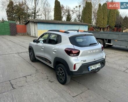 Серый Дачия Spring, объемом двигателя 0 л и пробегом 53 тыс. км за 8999 $, фото 11 на Automoto.ua