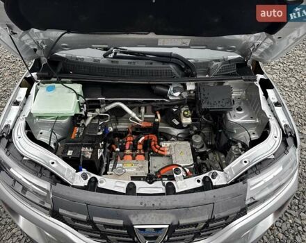 Серый Дачия Spring, объемом двигателя 0 л и пробегом 32 тыс. км за 8950 $, фото 36 на Automoto.ua