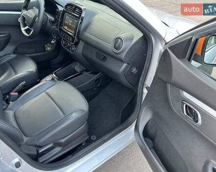 Серый Дачия Spring, объемом двигателя 0 л и пробегом 53 тыс. км за 8999 $, фото 24 на Automoto.ua