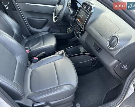 Серый Дачия Spring, объемом двигателя 0 л и пробегом 53 тыс. км за 8999 $, фото 25 на Automoto.ua