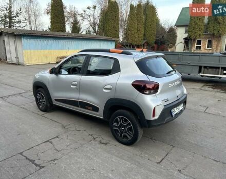 Серый Дачия Spring, объемом двигателя 0 л и пробегом 53 тыс. км за 8999 $, фото 16 на Automoto.ua