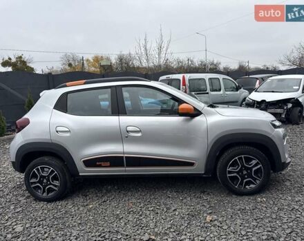 Серый Дачия Spring, объемом двигателя 0 л и пробегом 32 тыс. км за 8950 $, фото 4 на Automoto.ua