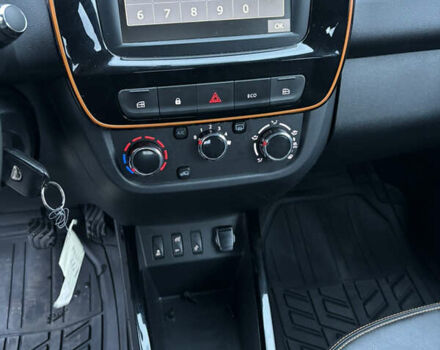 Серый Дачия Spring, объемом двигателя 0 л и пробегом 22 тыс. км за 8500 $, фото 22 на Automoto.ua