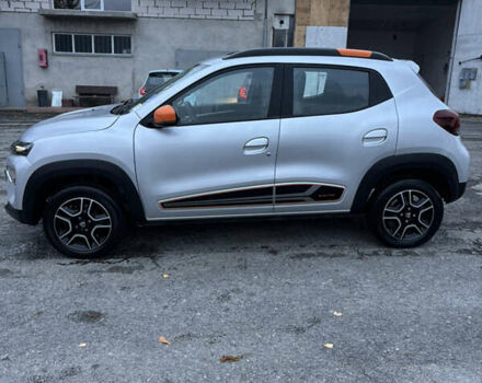 Серый Дачия Spring, объемом двигателя 0 л и пробегом 22 тыс. км за 8500 $, фото 2 на Automoto.ua