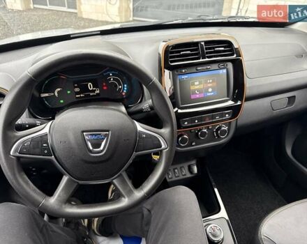 Серый Дачия Spring, объемом двигателя 0 л и пробегом 32 тыс. км за 8950 $, фото 34 на Automoto.ua