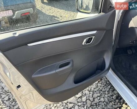 Сірий Дачія Spring, об'ємом двигуна 0 л та пробігом 22 тис. км за 8400 $, фото 15 на Automoto.ua