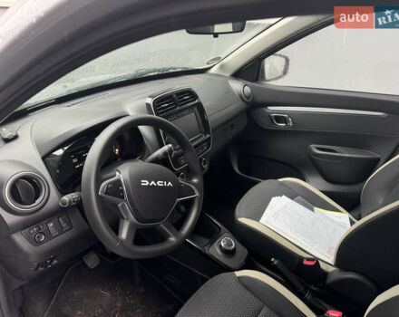 Серый Дачия Spring, объемом двигателя 0 л и пробегом 13 тыс. км за 9300 $, фото 7 на Automoto.ua