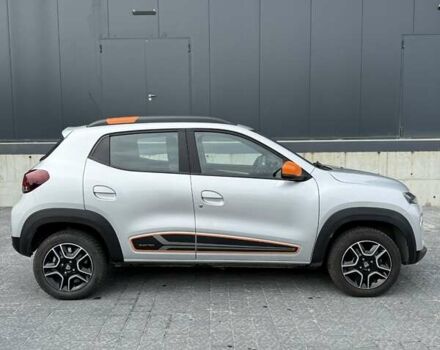 Серый Дачия Spring, объемом двигателя 0 л и пробегом 33 тыс. км за 10534 $, фото 7 на Automoto.ua
