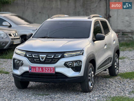 Дачія Spring 2021 у Вінниці на Automoto.ua Сірий Дачія Spring, об'ємом двигуна 0 л та пробігом 11 тис. км за 10300 $, фото 1 на Automoto.ua