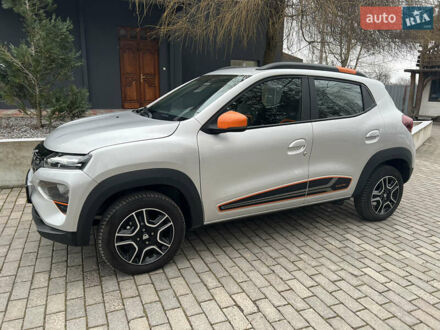 Сірий Дачія Spring, об'ємом двигуна 0 л та пробігом 9 тис. км за 15300 $, фото 1 на Automoto.ua