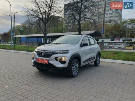 Дачія Spring 2021 у Києві на Automoto.ua Сірий Дачія Spring, об'ємом двигуна 0 л та пробігом 14 тис. км за 8999 $, фото 1 на Automoto.ua