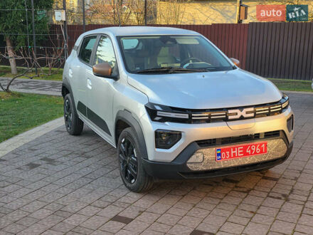 Серый Дачия Spring, объемом двигателя 0 л и пробегом 6 тыс. км за 14499 $, фото 1 на Automoto.ua