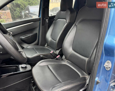 Синий Дачия Spring, объемом двигателя 0 л и пробегом 27 тыс. км за 7800 $, фото 8 на Automoto.ua