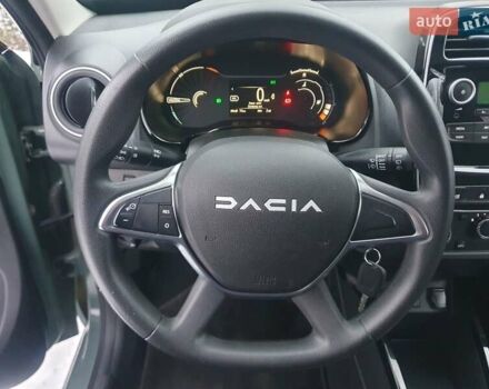 Зеленый Дачия Spring, объемом двигателя 0 л и пробегом 40 тыс. км за 9599 $, фото 40 на Automoto.ua