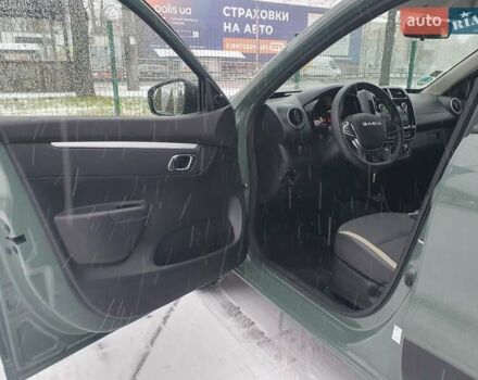 Зеленый Дачия Spring, объемом двигателя 0 л и пробегом 40 тыс. км за 9599 $, фото 26 на Automoto.ua
