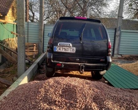 Черный Дади Шатл, объемом двигателя 2.2 л и пробегом 300 тыс. км за 2000 $, фото 1 на Automoto.ua