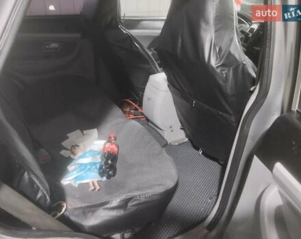 Сірий Даді Shuttle, об'ємом двигуна 2.24 л та пробігом 143 тис. км за 5000 $, фото 19 на Automoto.ua