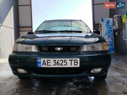 Дэу Сиело 1995 в Синельниковом на Automoto.ua Зеленый Дэу Сиело, объемом двигателя 1.5 л и пробегом 800 тыс. км за 1500 $, фото 1 на Automoto.ua