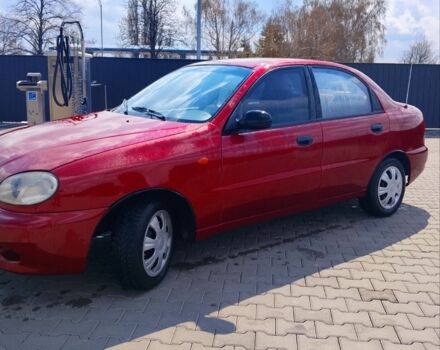 Красный Дэу Дамас, объемом двигателя 1.5 л и пробегом 350 тыс. км за 2500 $, фото 1 на Automoto.ua
